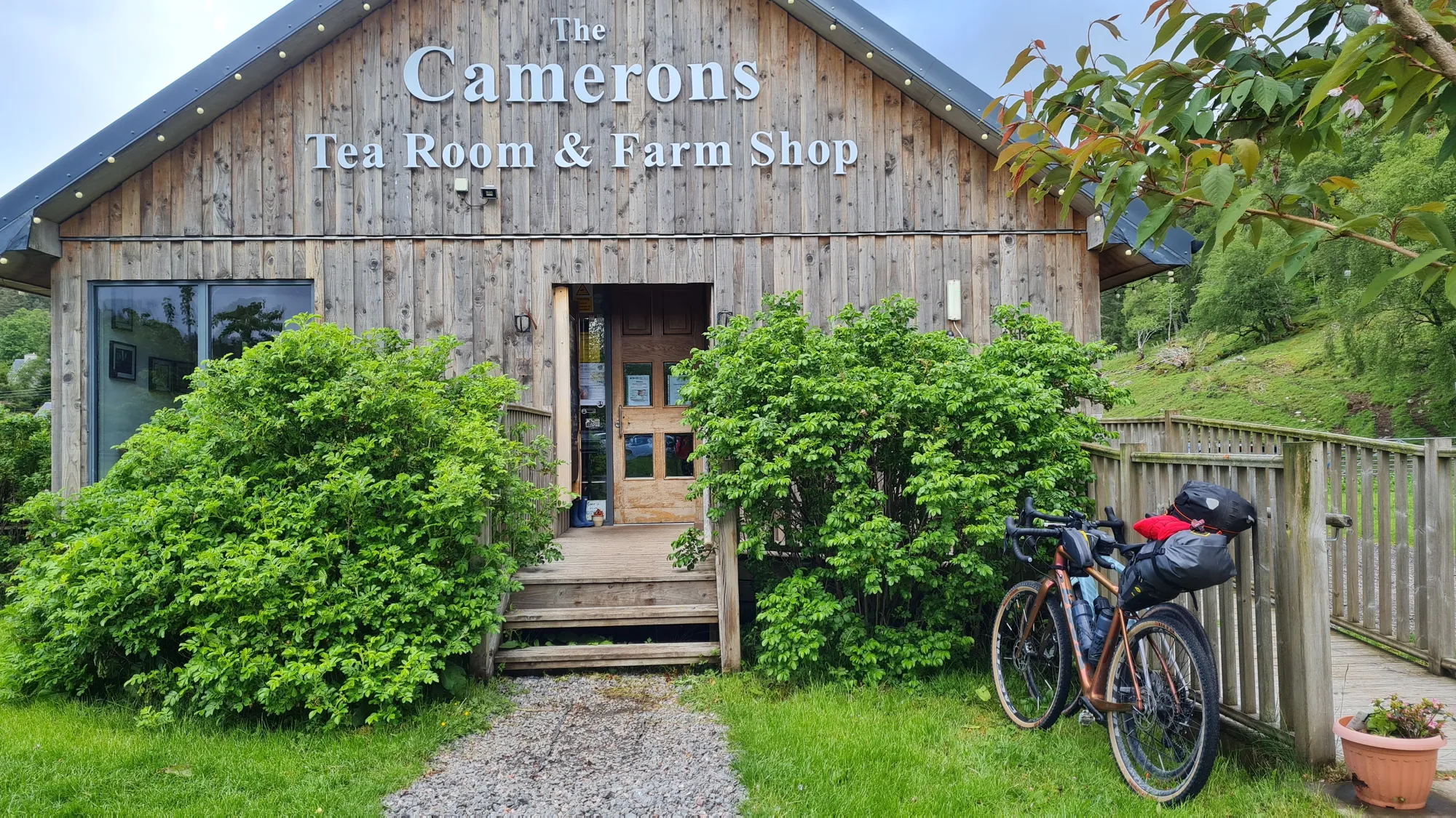 Gravel bike outside the Camerons Tea Room & Farm Shop